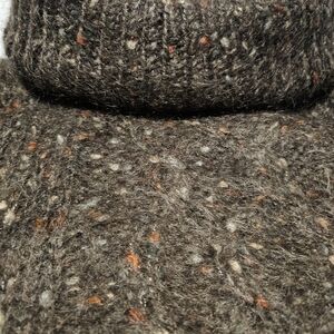 Elegant Speckled Turtleneck Sweater